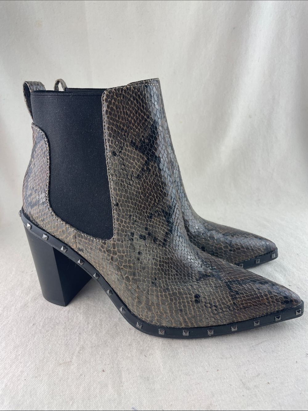 Charles by Charles David Snake-Print Pointed Toe Ankle Boots Size 8.5